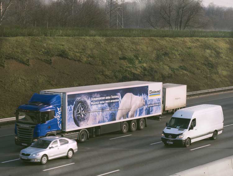 реклама на бортах грузового транспорта